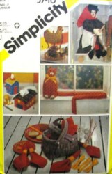 5746 SIMPLICITY GOOD KITCHEN WITCH,CHICK POTHOLDER, CAT DRAFTSTOPPER PATTERN